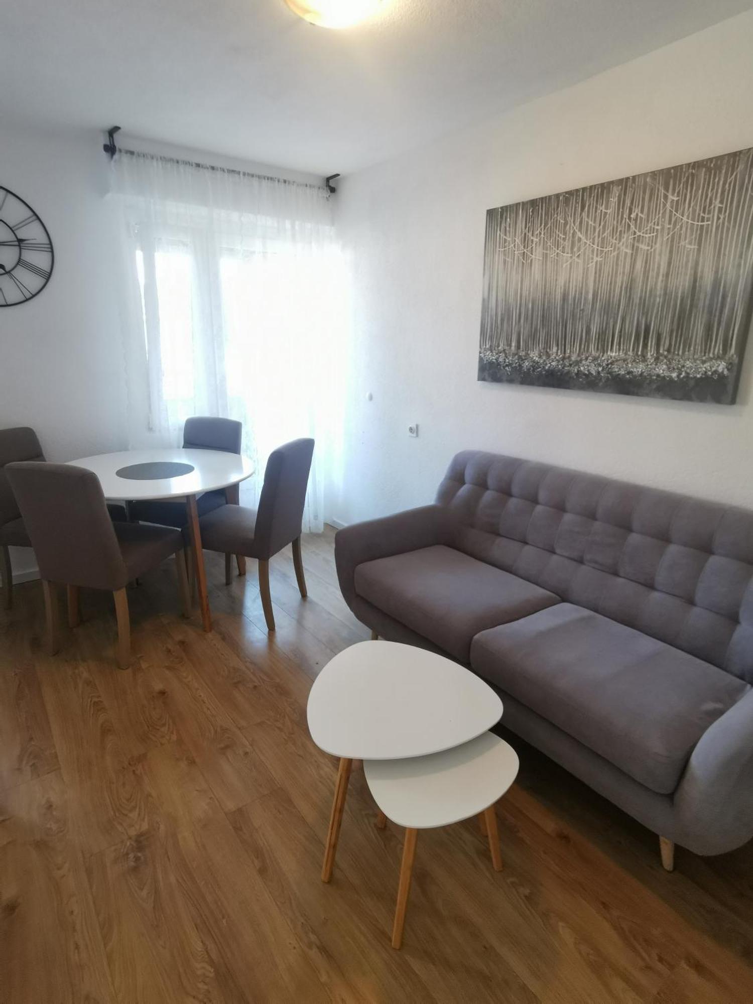 Apartment Tonio - Right On The Main Square Gospić 외부 사진